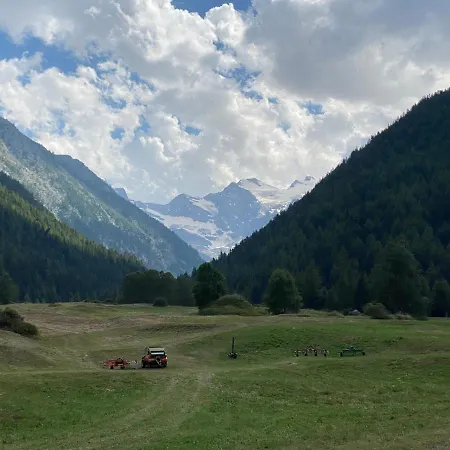 La Buca Delle Fate - Les Fleurs Appartement Pila (Valle d'Aosta)